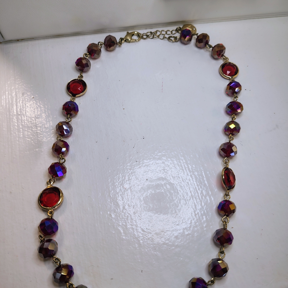 Liz Claiborne Chic Red Beaded Necklace - Picture 3 of 7